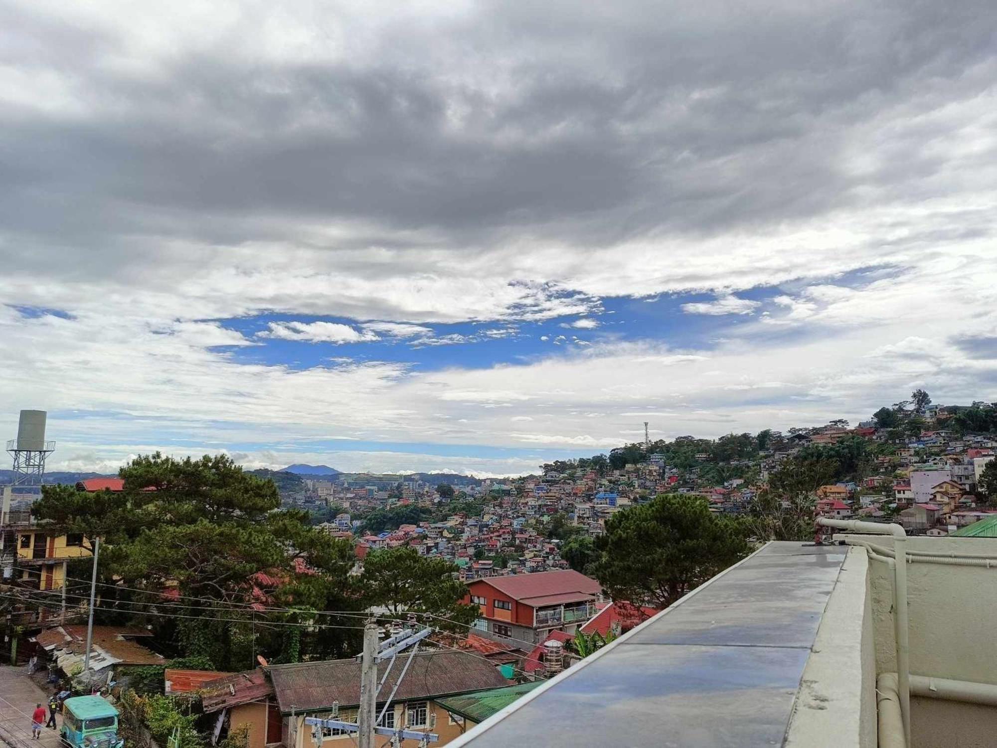Misty Hills Aparthotel Baguio City Exterior photo