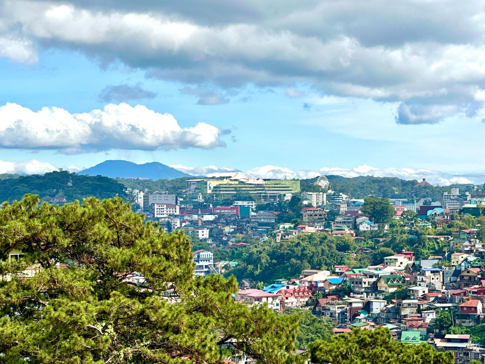 Misty Hills Aparthotel Baguio City Exterior photo